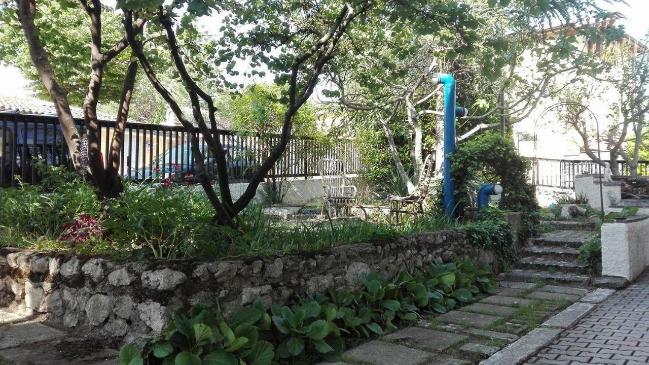Bed & Breakfast Da Charlie LʼAquila Dış mekan fotoğraf