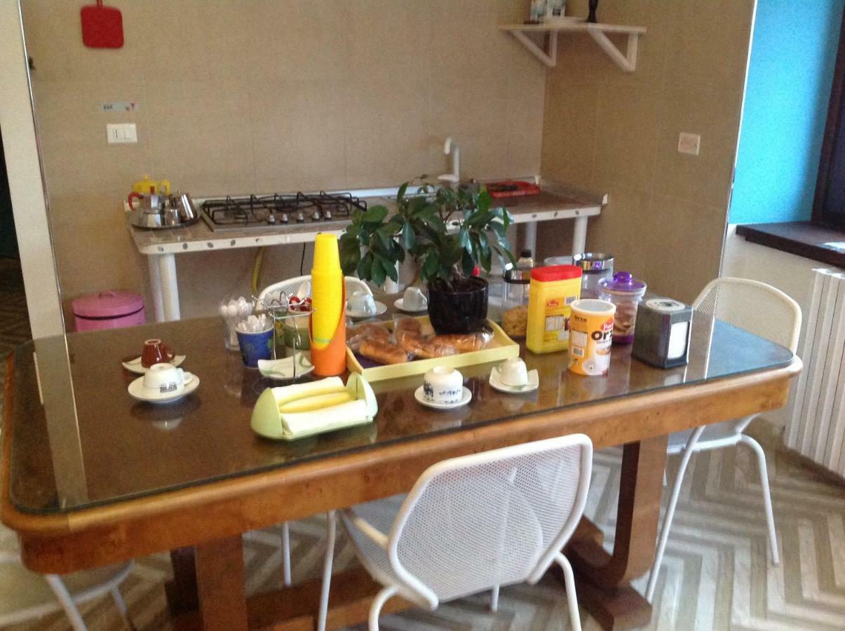 Bed & Breakfast Da Charlie LʼAquila Dış mekan fotoğraf